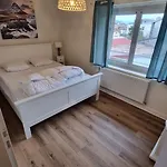 1er Etage - 90 M Plein Centre-ville !