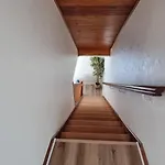 1er Etage - 90 M Plein Centre-ville !