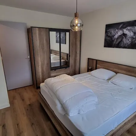 1er Etage - 90 M Plein Centre-ville ! Διαμέρισμα