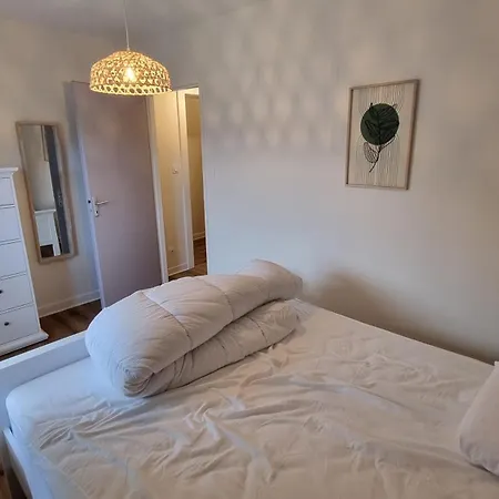 1er Etage - 90 M Plein Centre-ville ! * Gérardmer