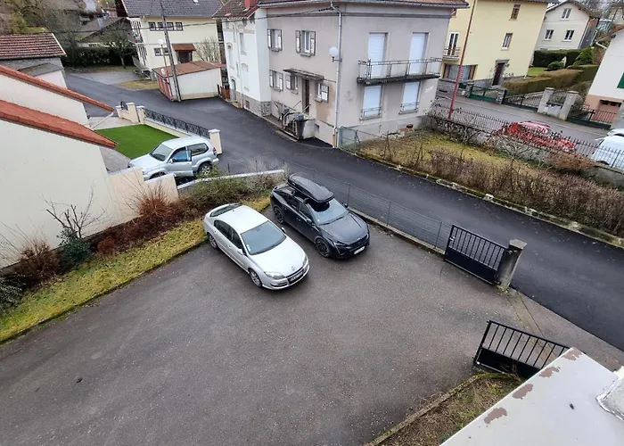 1er Etage - 90 M Plein Centre-ville ! Gerardmer