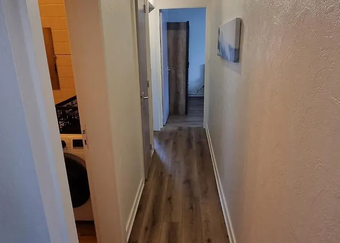 Apartment 1er Etage - 90 M Plein Centre-ville !