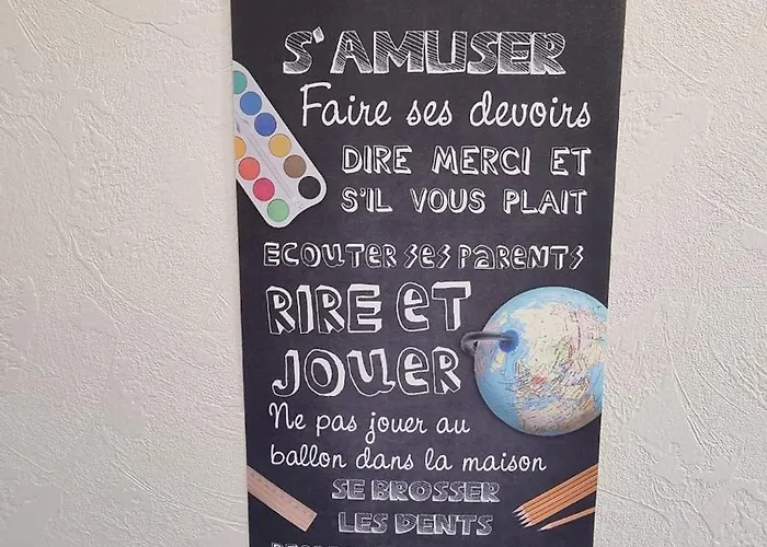 1er Etage - 90 M Plein Centre-ville ! *